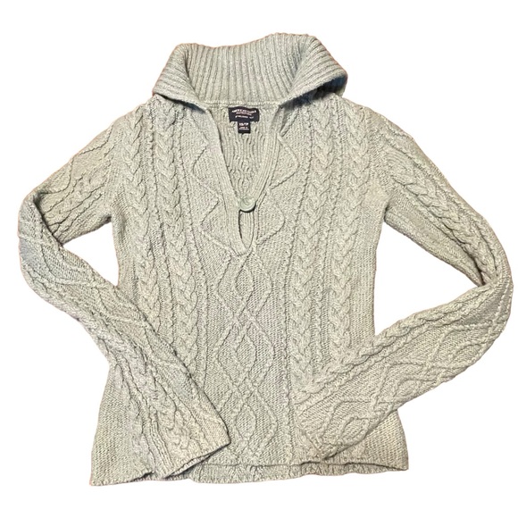 American Eagle women’s size XS gray cable knit sweater with collar winter fall - Picture 1 of 7